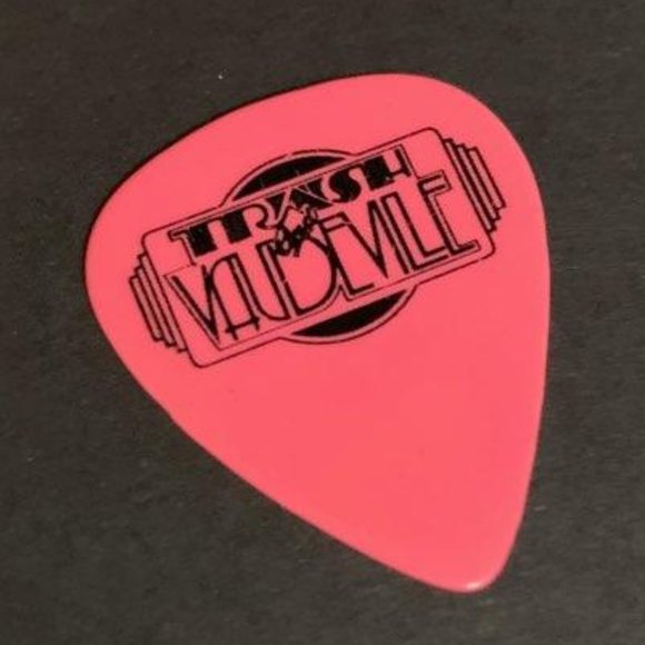 Iconic Guitar Pick From Trash and Vaudeville NYC original location - Picture 1 of 4